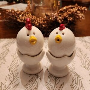 Vintage Salt & Pepper Shakers Chicks Chickens in Egg Shell Holders